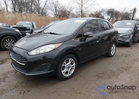 2014 Ford Fiesta Se z USA, uszkodzony, nr VIN 3FADP4BJ9EM182589